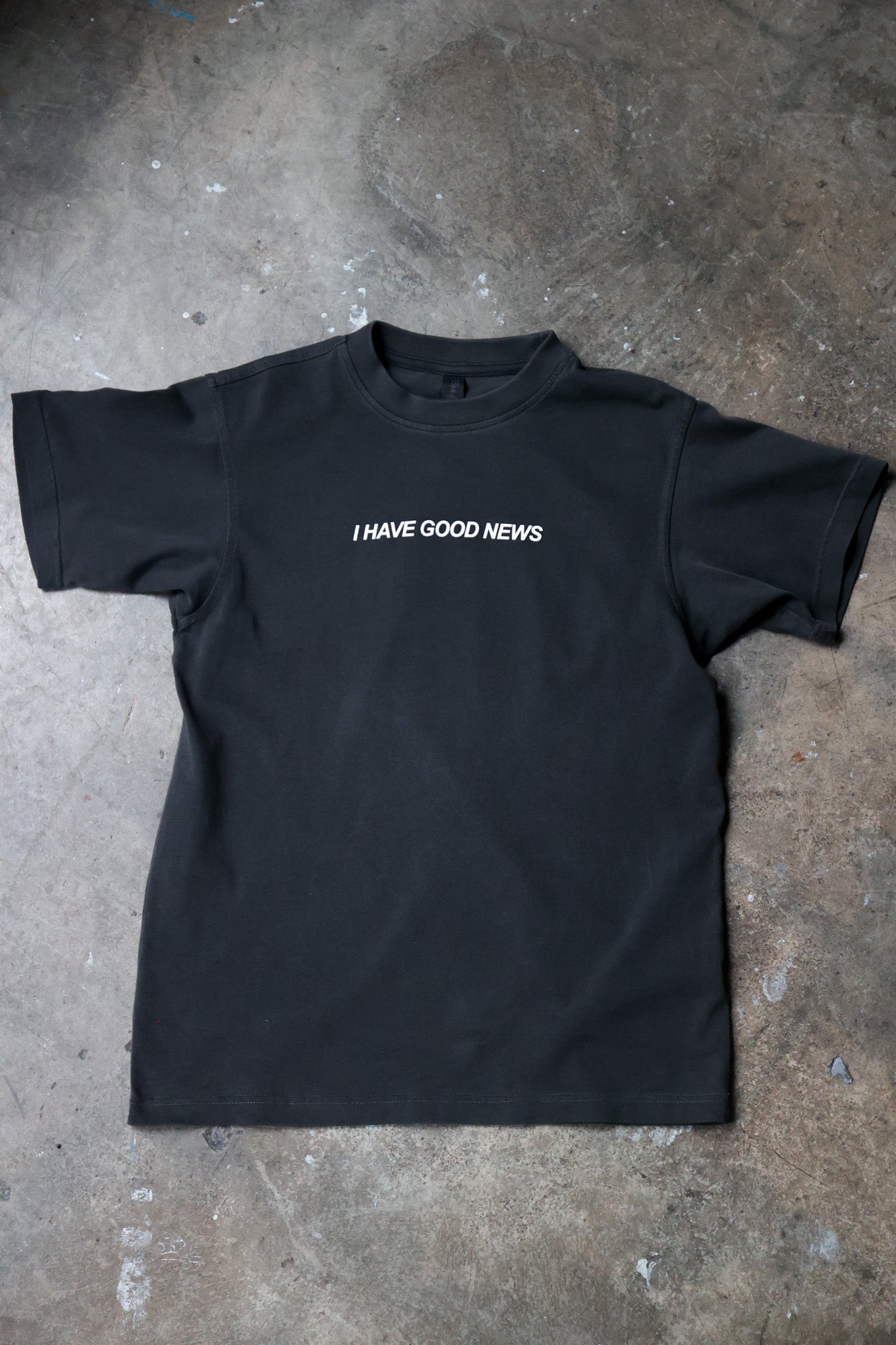 I Have Good News Tee - Charcoal